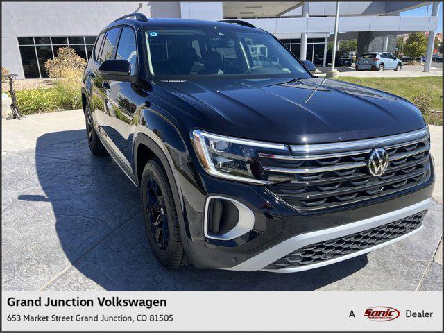 new 2024 Volkswagen Atlas car, priced at $47,111