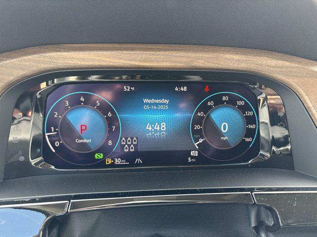 new 2025 Volkswagen Atlas car, priced at $42,733