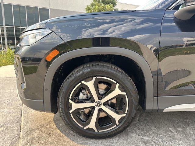 new 2025 Volkswagen Tiguan car, priced at $36,001
