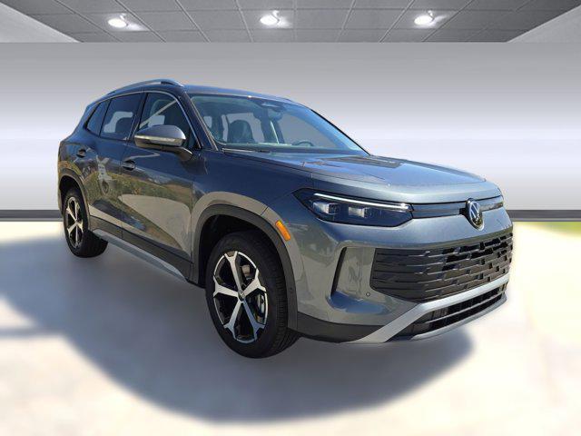 new 2025 Volkswagen Tiguan car, priced at $35,871