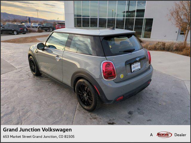 used 2023 MINI Hardtop car, priced at $19,999