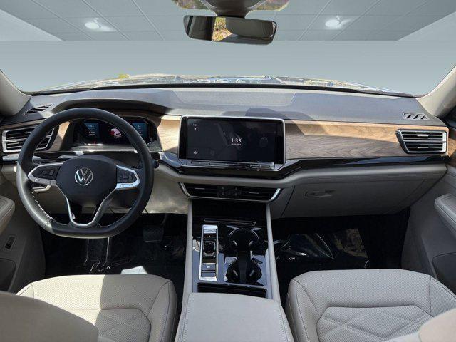 new 2025 Volkswagen Atlas car, priced at $44,722