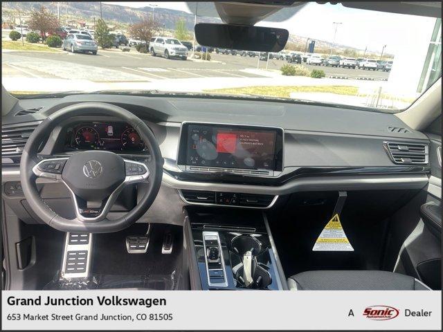 new 2024 Volkswagen Atlas car, priced at $48,281