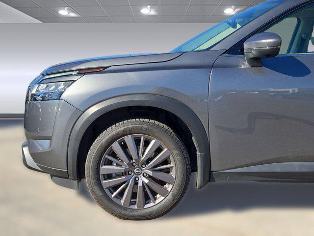 used 2023 Nissan Pathfinder car, priced at $27,999