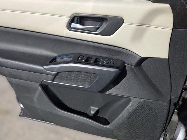 used 2023 Nissan Pathfinder car, priced at $27,999