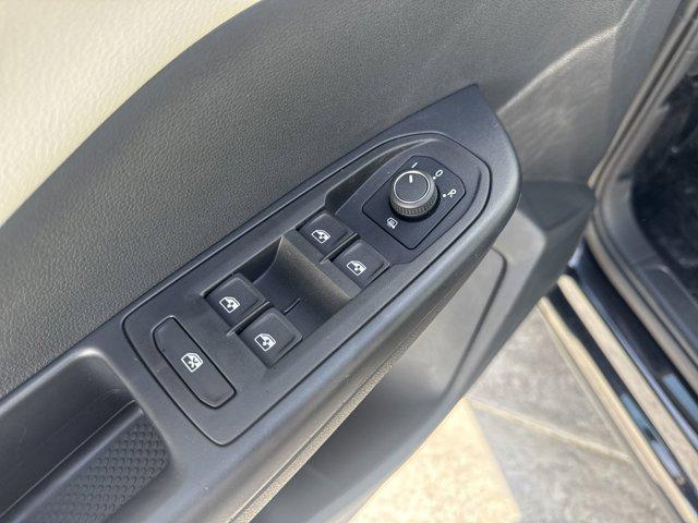 new 2025 Volkswagen Taos car, priced at $27,511