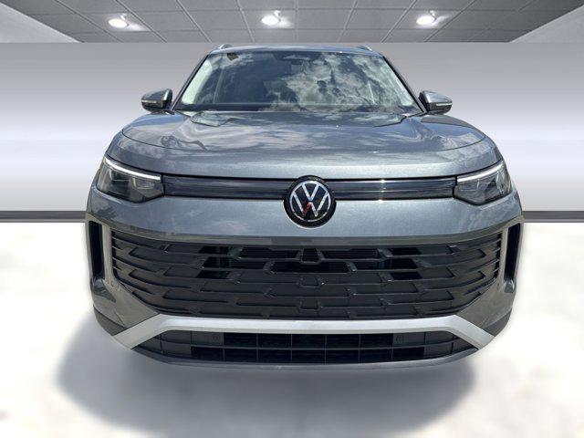 new 2025 Volkswagen Tiguan car, priced at $35,921