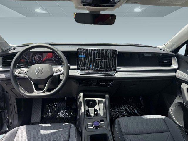 new 2025 Volkswagen Tiguan car, priced at $35,921
