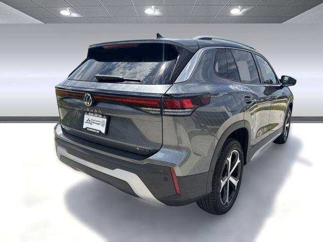 new 2025 Volkswagen Tiguan car, priced at $35,921