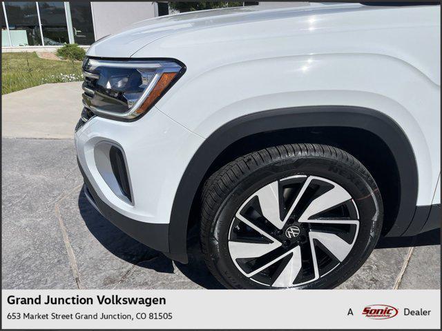 new 2024 Volkswagen Atlas car, priced at $44,001