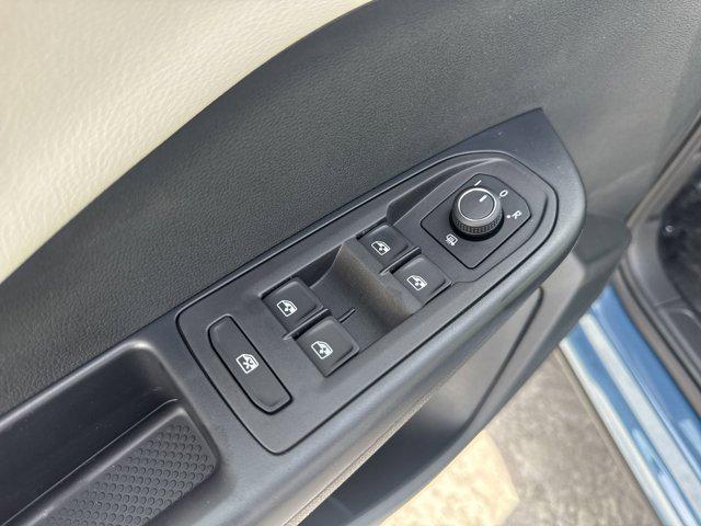 new 2025 Volkswagen Taos car, priced at $27,511
