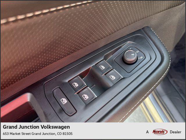 new 2025 Volkswagen Atlas car, priced at $42,240