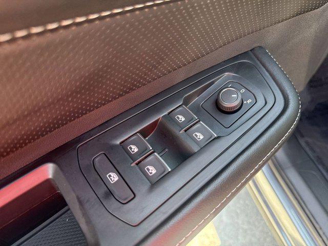 new 2025 Volkswagen Atlas car, priced at $42,240