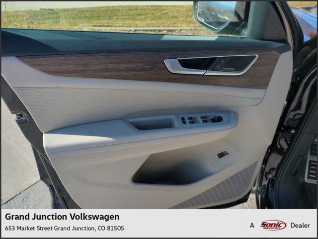 new 2024 Volkswagen Atlas car, priced at $52,881