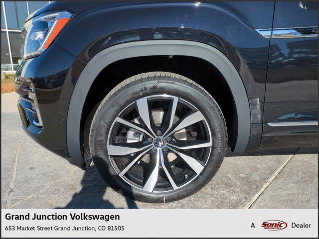 new 2024 Volkswagen Atlas car, priced at $52,881