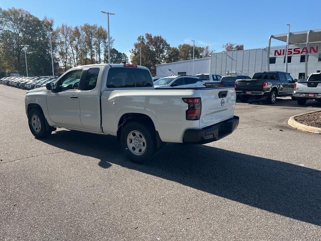 new 2025 Nissan Frontier car, priced at $31,554