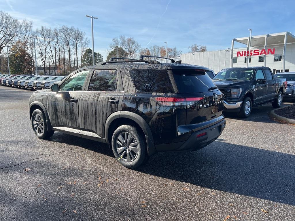 new 2025 Nissan Pathfinder car, priced at $40,910