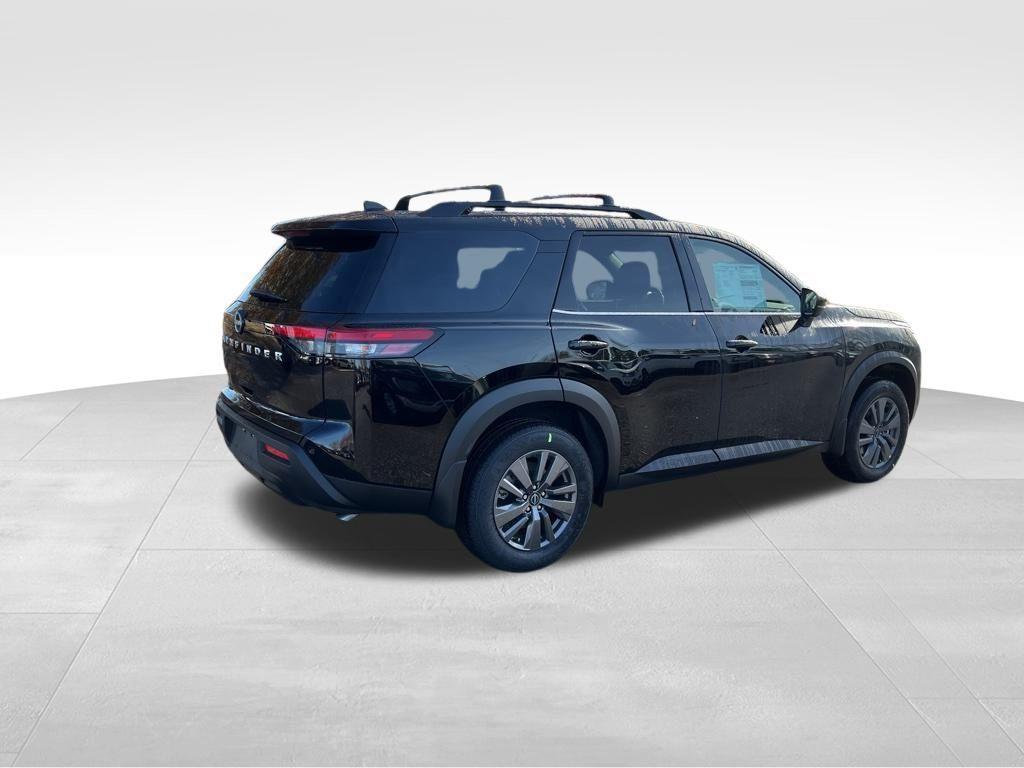 new 2025 Nissan Pathfinder car, priced at $39,962