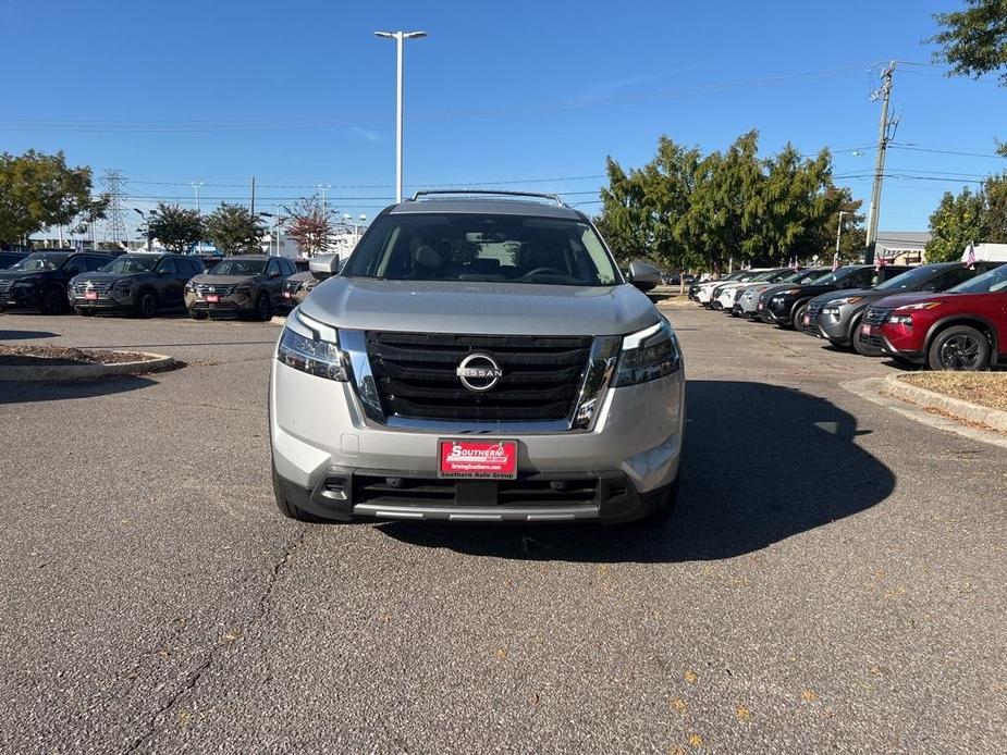 new 2024 Nissan Pathfinder car, priced at $49,563