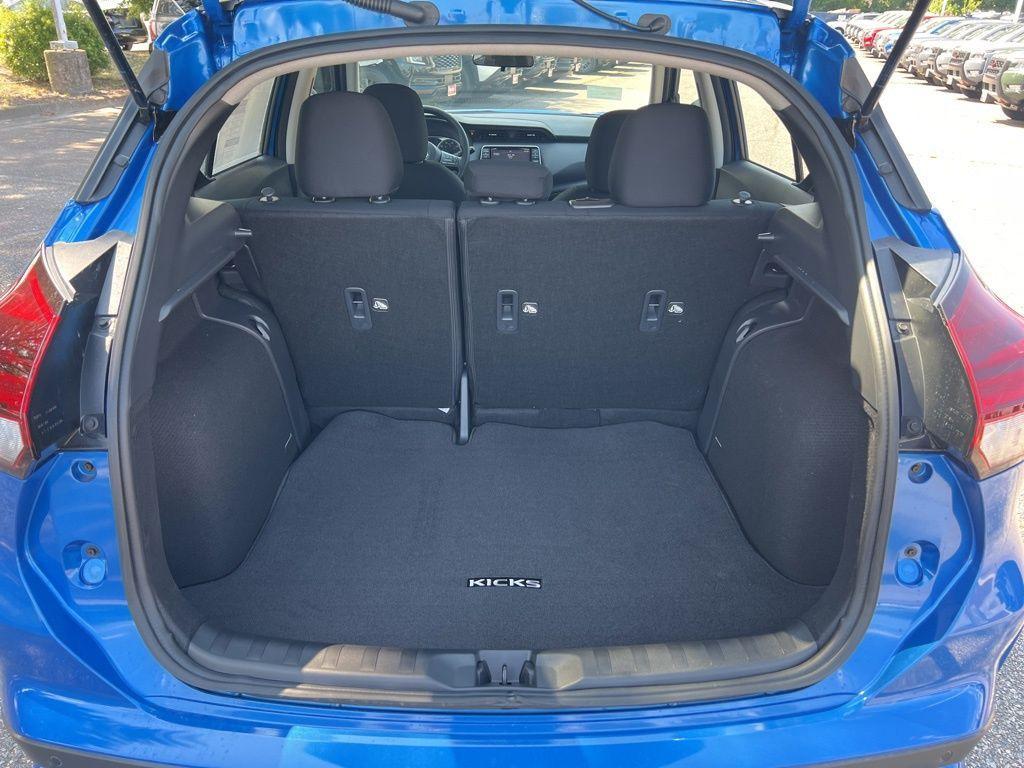 new 2025 Nissan Kicks Play car, priced at $23,352