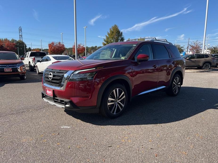 new 2024 Nissan Pathfinder car, priced at $50,871