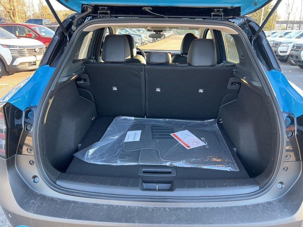 new 2025 Nissan Kicks car, priced at $29,017