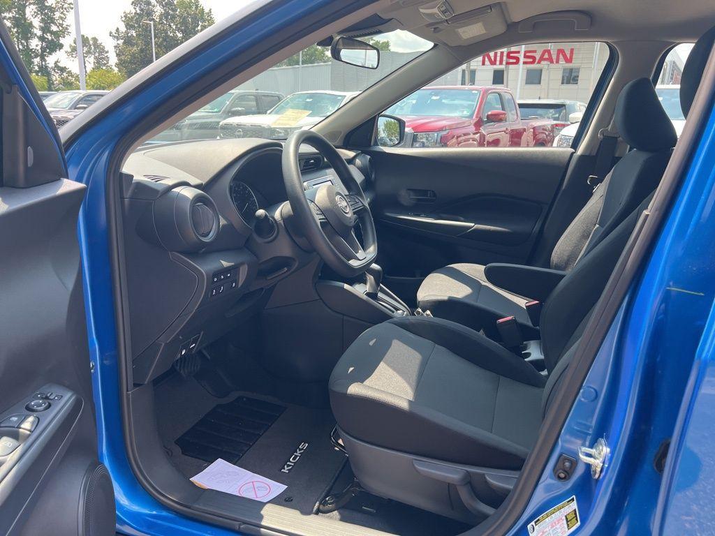 new 2025 Nissan Kicks Play car, priced at $21,642