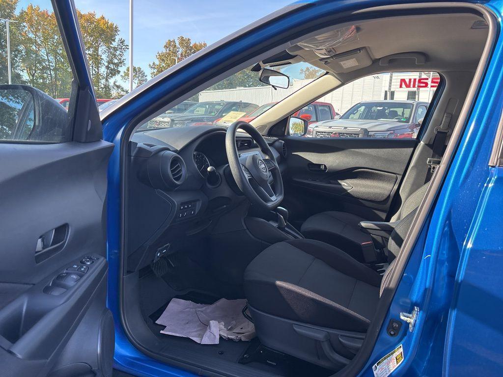 new 2025 Nissan Kicks Play car, priced at $20,847
