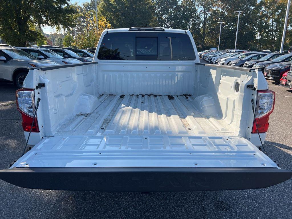 new 2024 Nissan Titan car, priced at $44,090