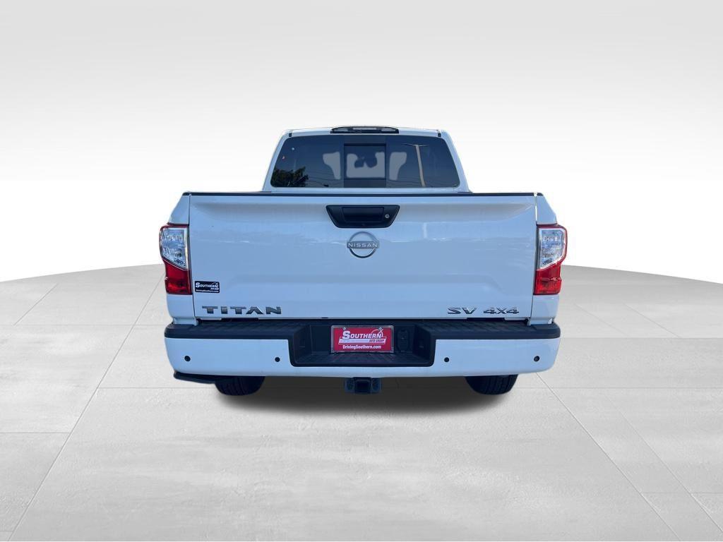 new 2024 Nissan Titan car, priced at $44,090