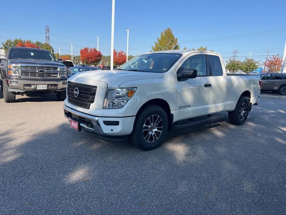 new 2024 Nissan Titan car, priced at $48,590