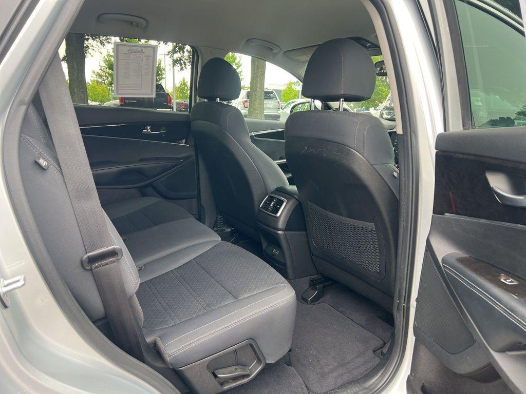 used 2018 Kia Sorento car, priced at $9,264