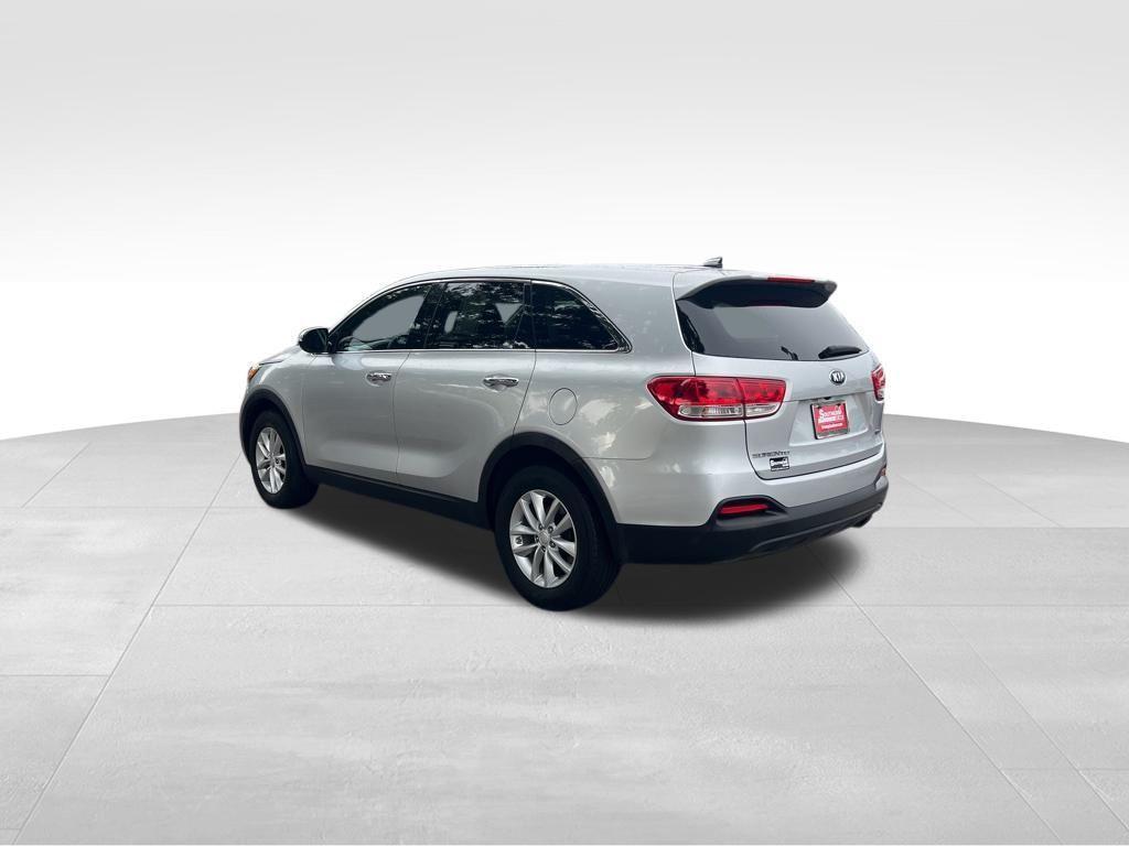 used 2018 Kia Sorento car, priced at $9,264