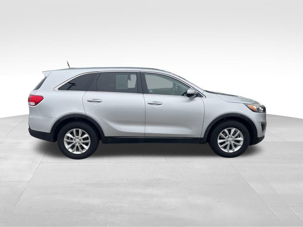 used 2018 Kia Sorento car, priced at $9,264