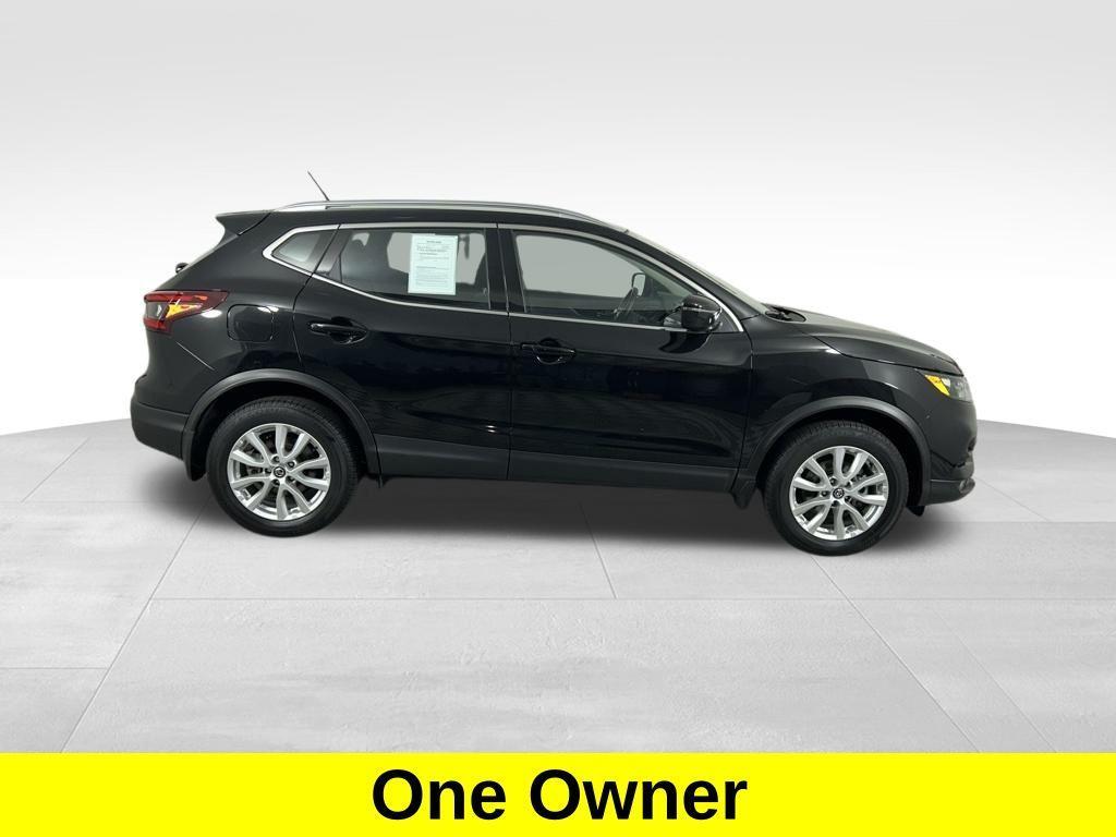 used 2022 Nissan Rogue Sport car, priced at $22,890