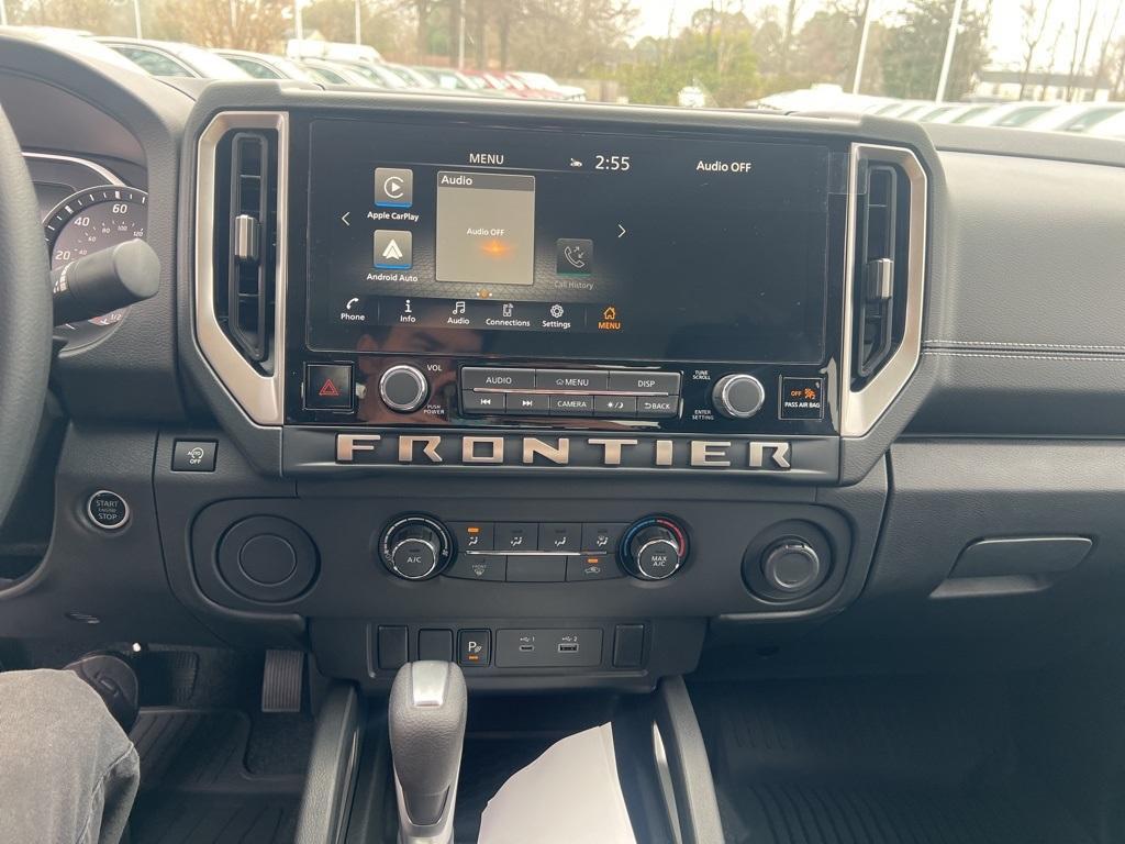 new 2025 Nissan Frontier car, priced at $32,306