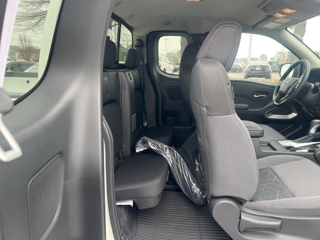 new 2025 Nissan Frontier car, priced at $32,306