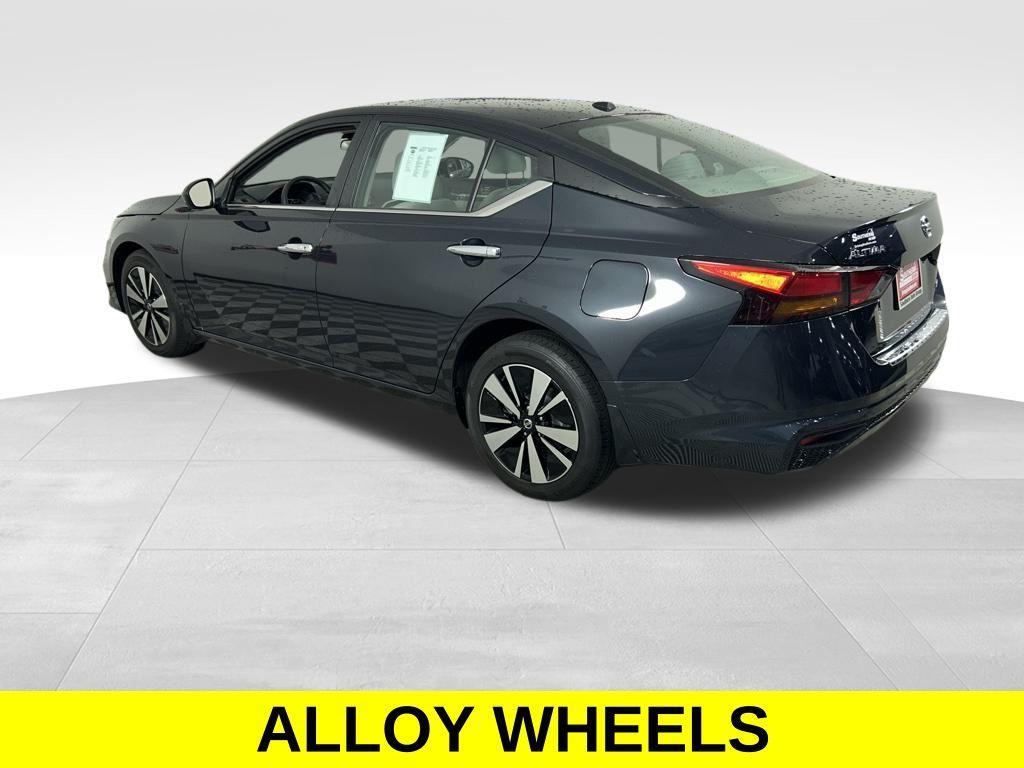 used 2022 Nissan Altima car, priced at $26,000