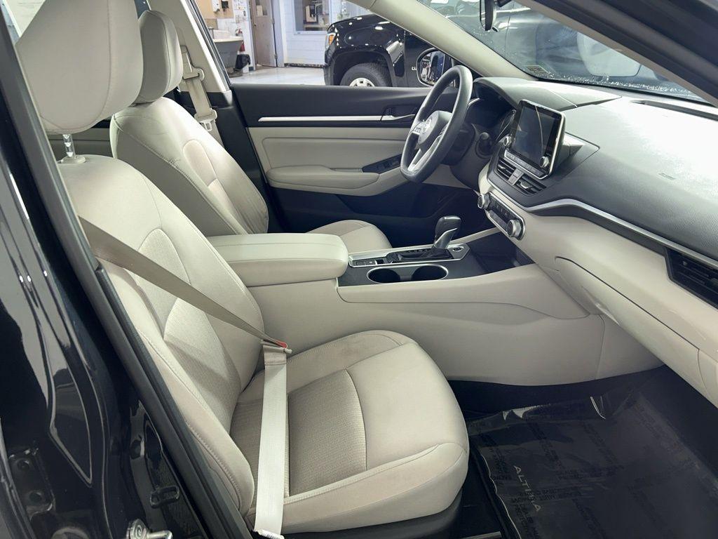 used 2022 Nissan Altima car, priced at $20,900