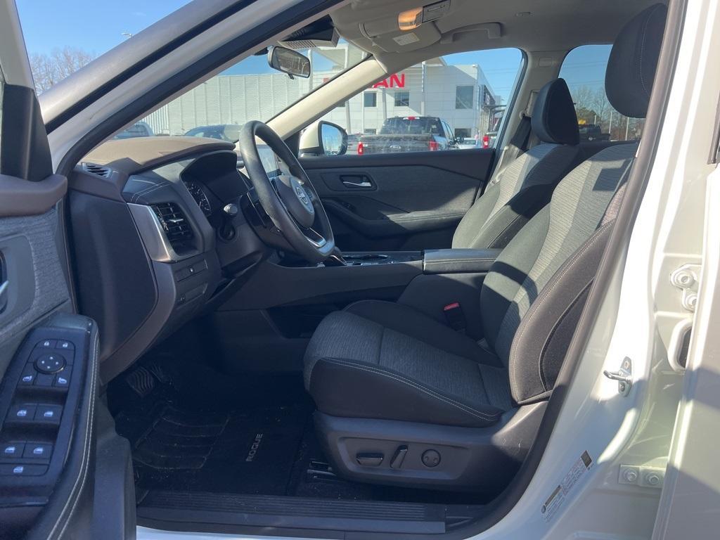 used 2022 Nissan Rogue car, priced at $21,777