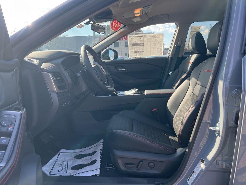 new 2025 Nissan Rogue car, priced at $34,089
