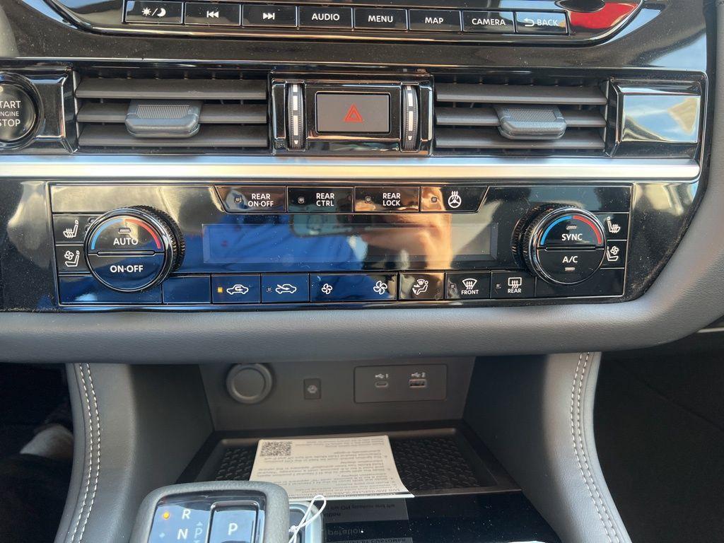 new 2025 Nissan Pathfinder car, priced at $48,705