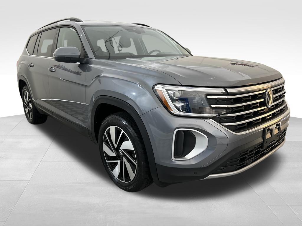used 2024 Volkswagen Atlas car, priced at $27,800