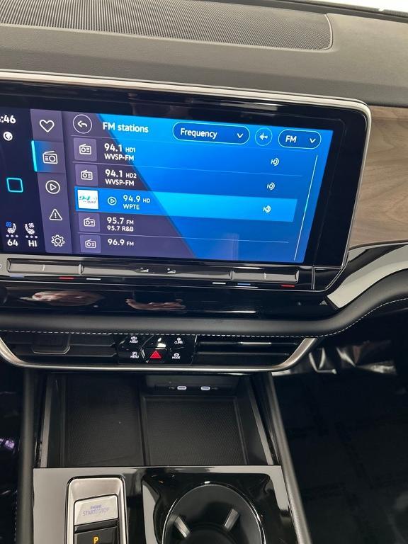 used 2024 Volkswagen Atlas car, priced at $27,800