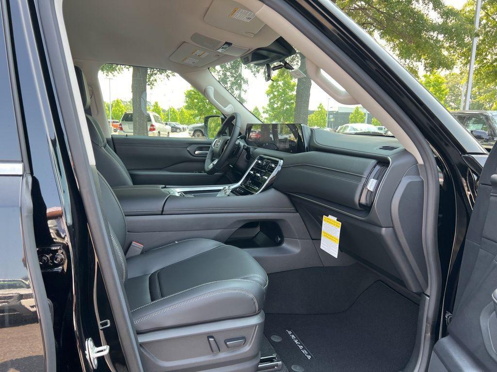 new 2025 Nissan Armada car, priced at $57,309