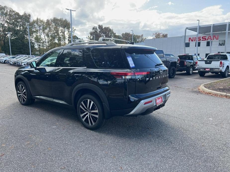 new 2025 Nissan Pathfinder car, priced at $54,605