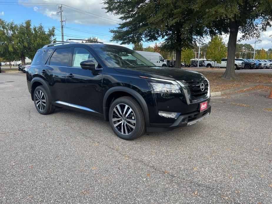 new 2025 Nissan Pathfinder car, priced at $54,605