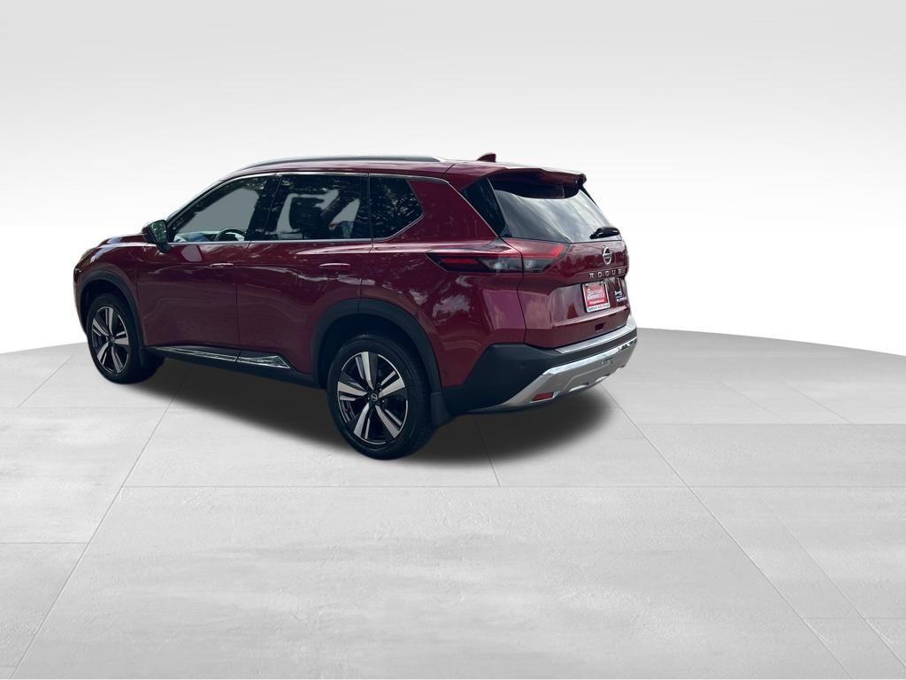 used 2021 Nissan Rogue car, priced at $26,881