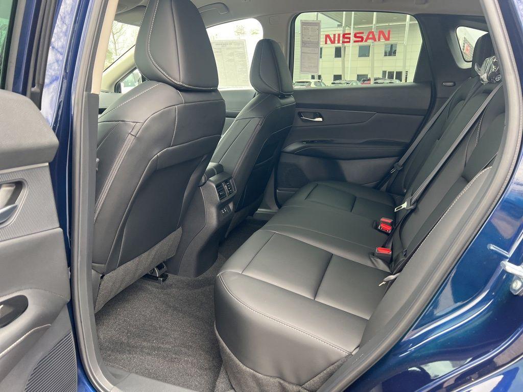 new 2025 Nissan Murano car, priced at $41,023