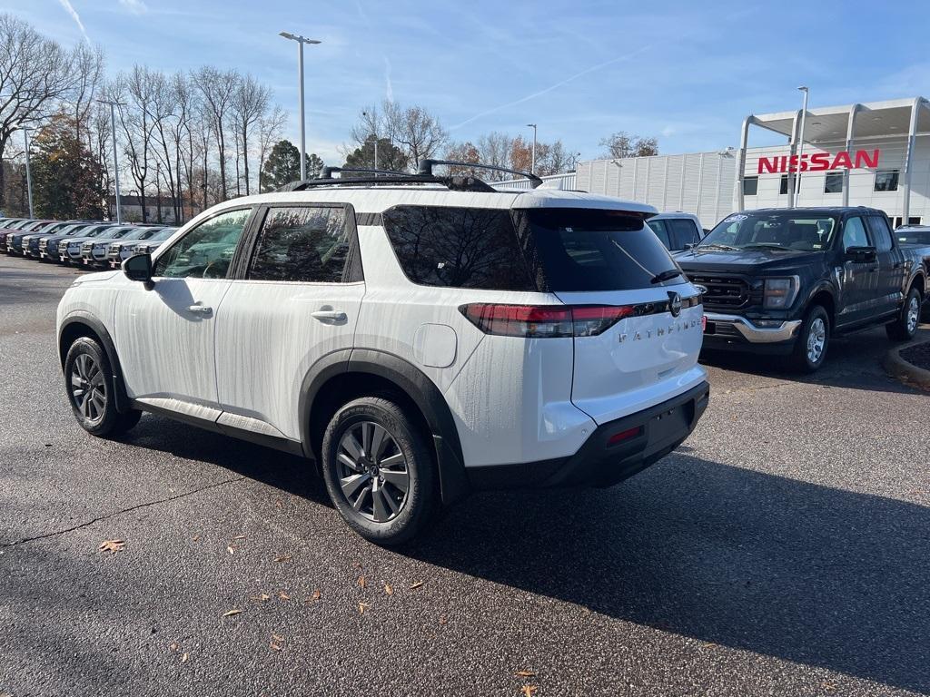 new 2025 Nissan Pathfinder car, priced at $41,335